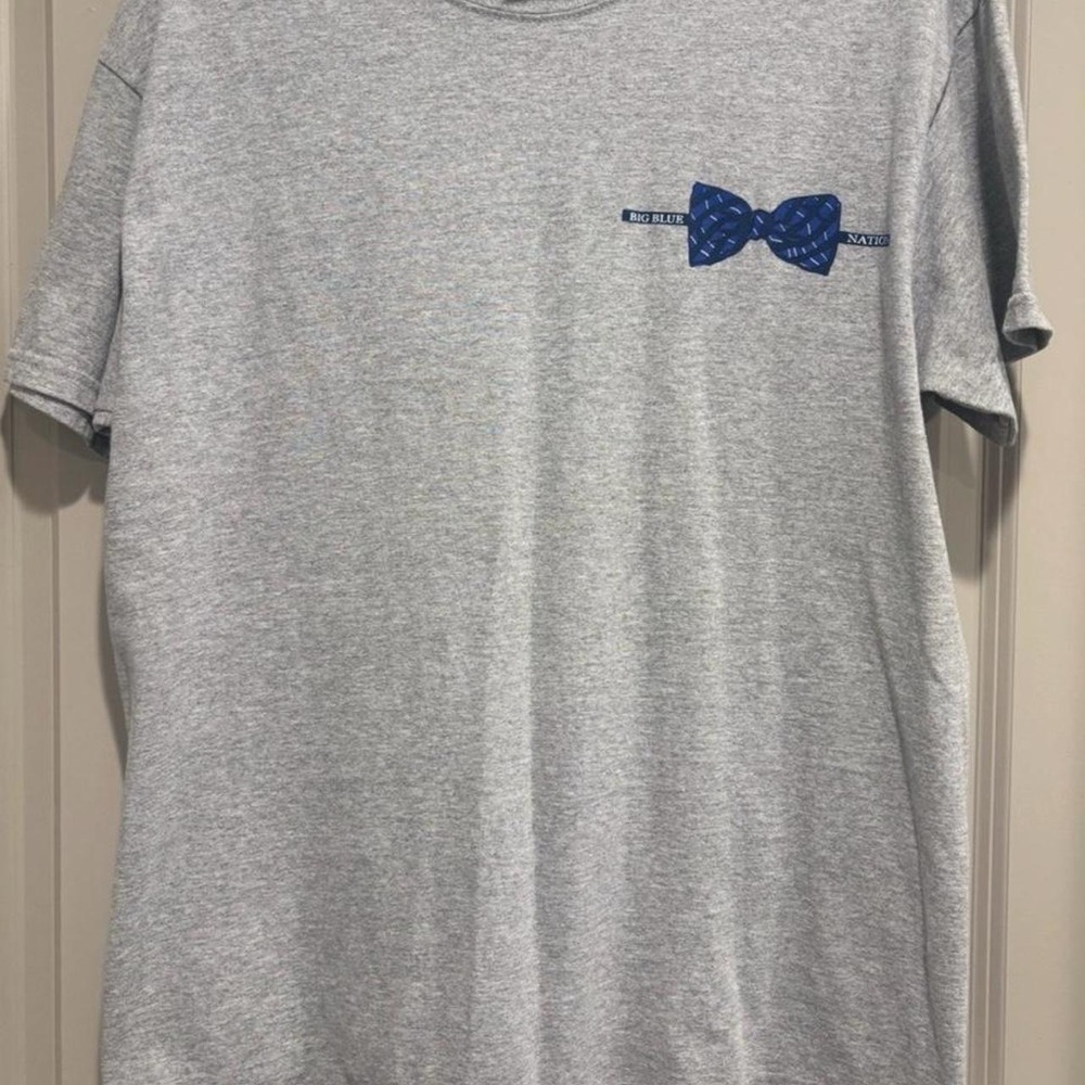 Nostalgic Men's Gray University of Kentucky Bow tie T-Shirt Large